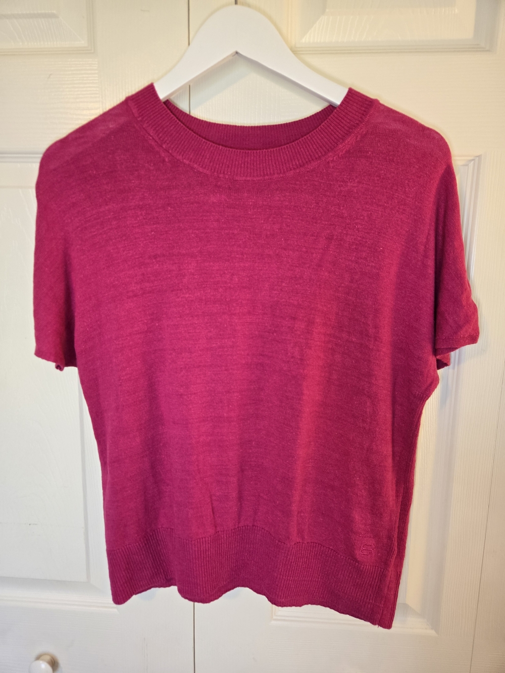 Classic Women's Short-Sleeve Knit Top - Fuchsia Pink